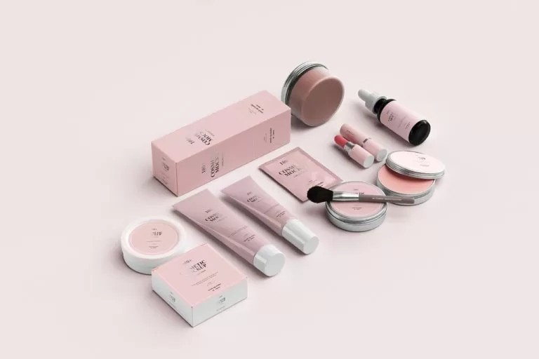 Plastic Surgery How to Use Less Plastic in Your Beauty Routine