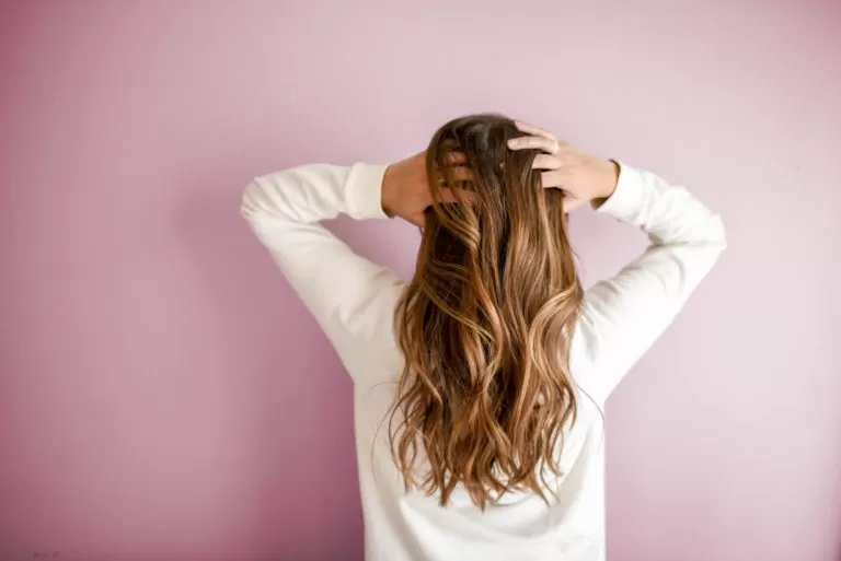 How to Hide Roots In-Between Visits to the Hairdresser