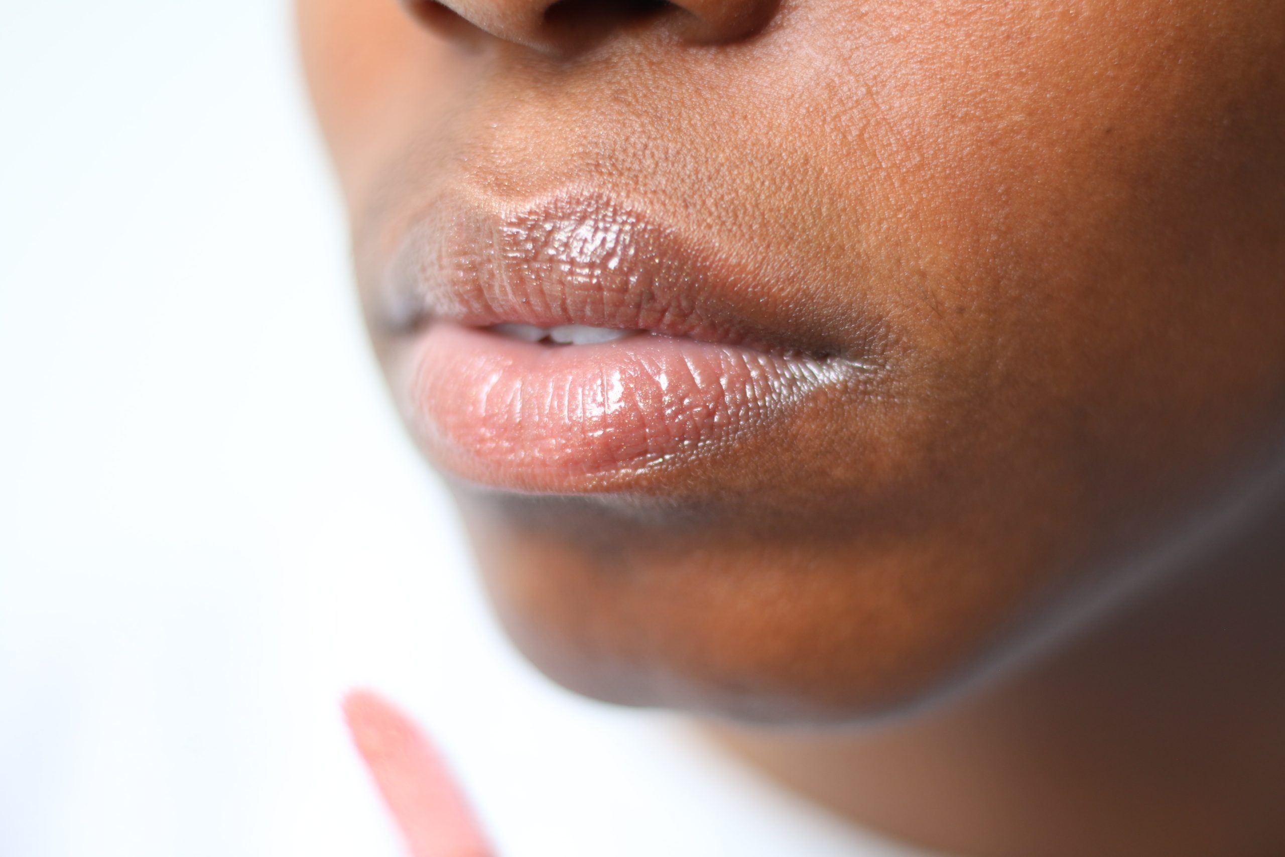 How To Treat Chapped Lips In The Winter Weather