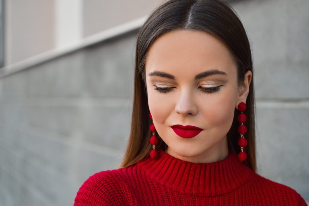 Applying Bold Lipstick