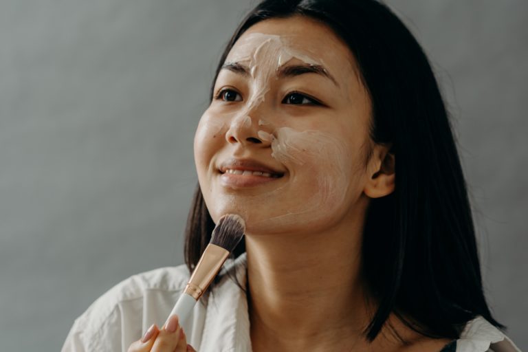 Do You Suffer From Over-Exfoliation? [+5 Golden Tips To Avoid It!]