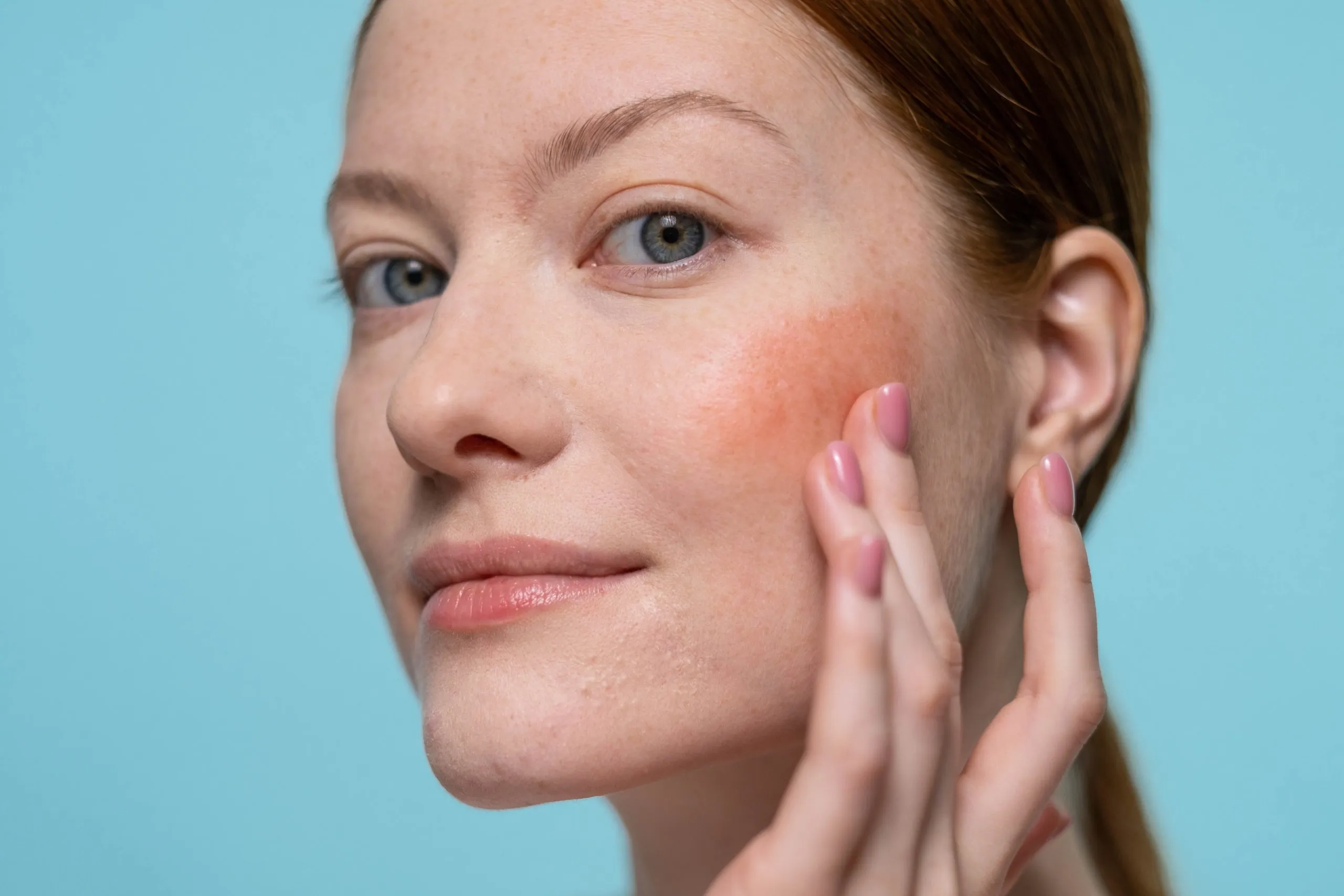 How to Apply Powder Blush and Highlighter