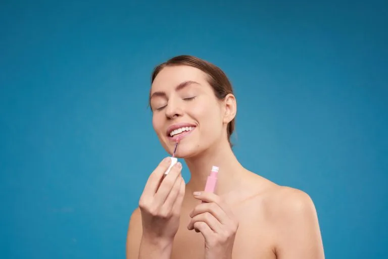 Makeup Tips to Make You Look More Rested