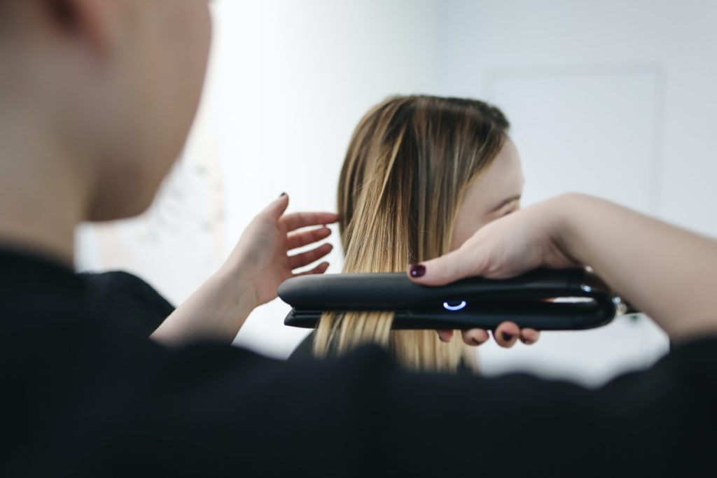 Ultimate Guide To Get Beachy Waves Using A Flat Iron