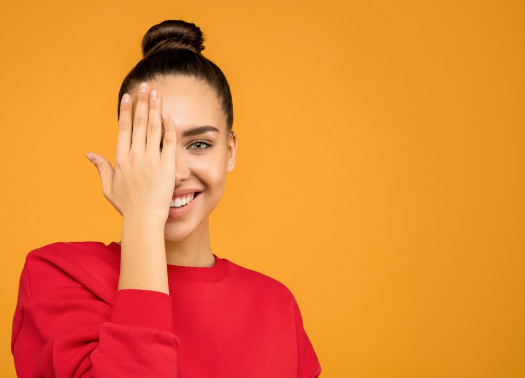 The Little Secrets to Hide Your Scars With Makeup