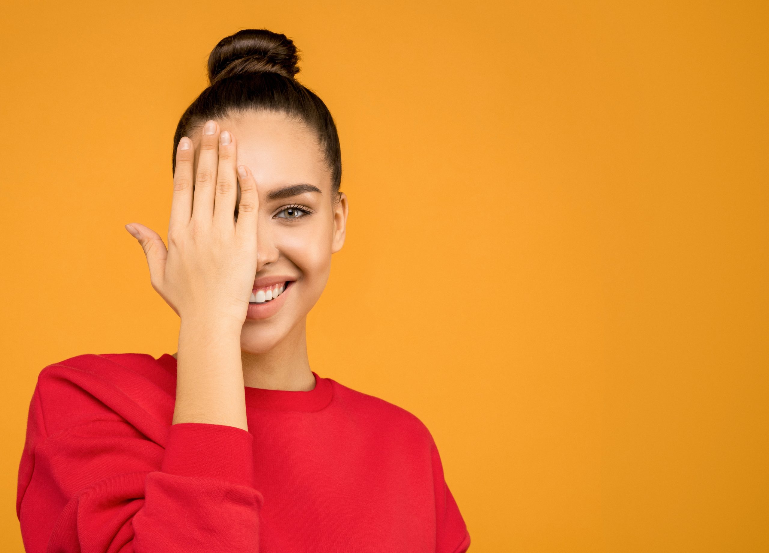 The Little Secrets to Hide Your Scars With Makeup