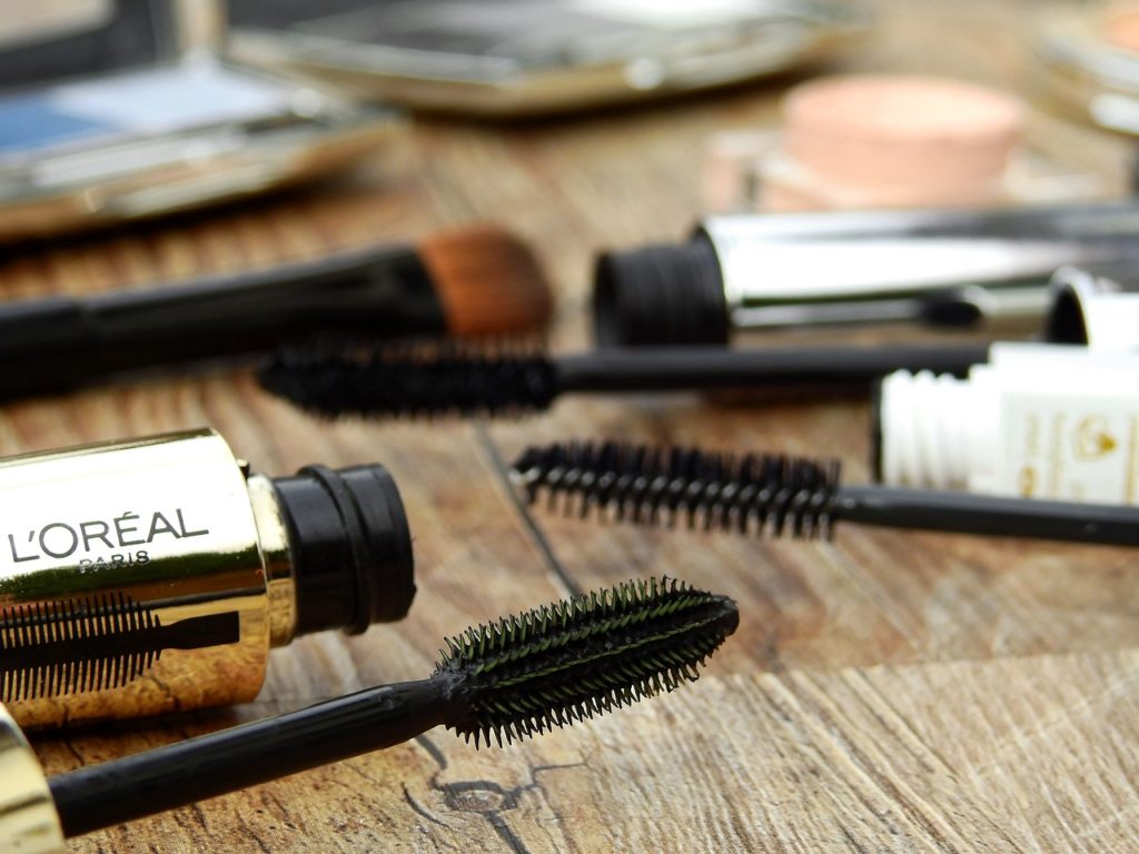 Best Eyebrow Products for Defined Brows