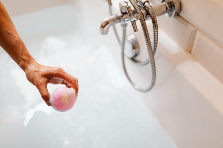 Best Bath Bombs for Relaxation