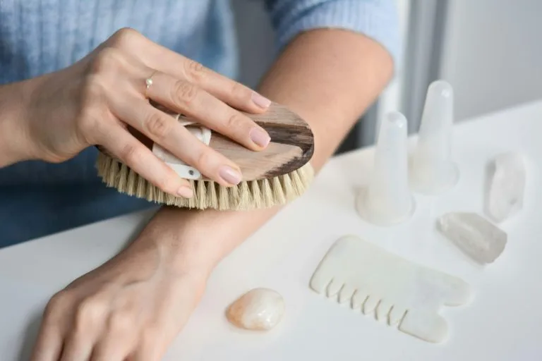 Benefits of Dry Brushing for Skin Exfoliation and Circulation