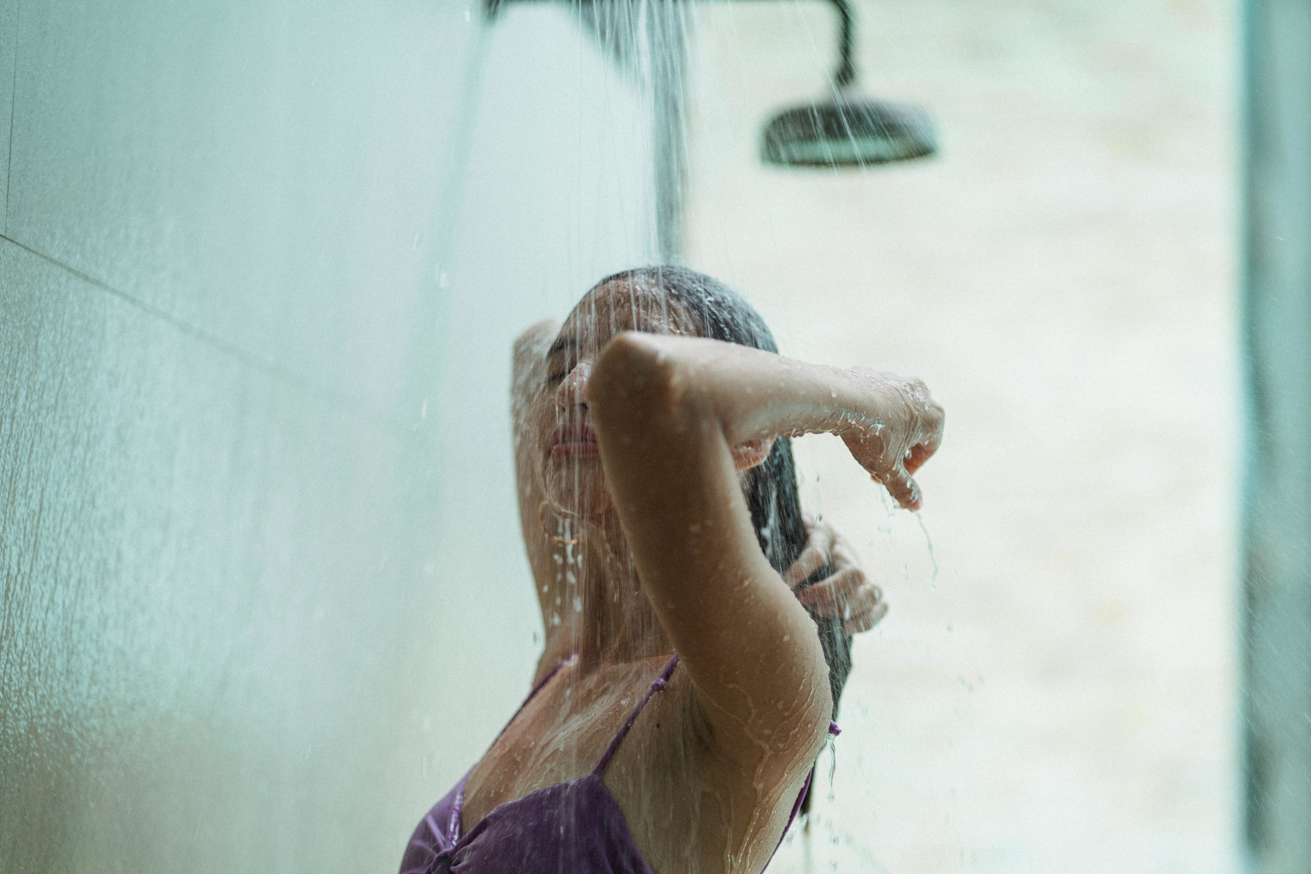 DIY Herbal Hair Rinses