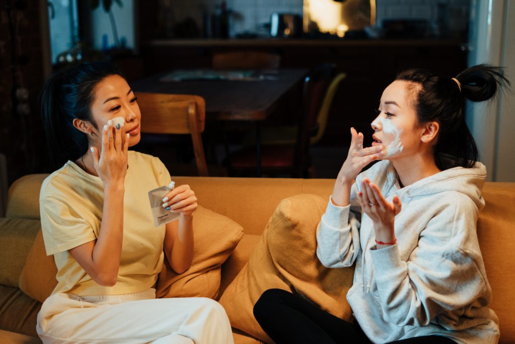 DIY Oatmeal Mask At Home