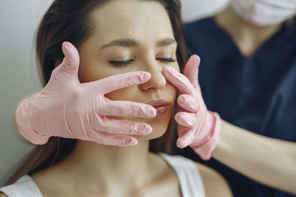 Effective Home Remedies To Achieve Radiant Skin