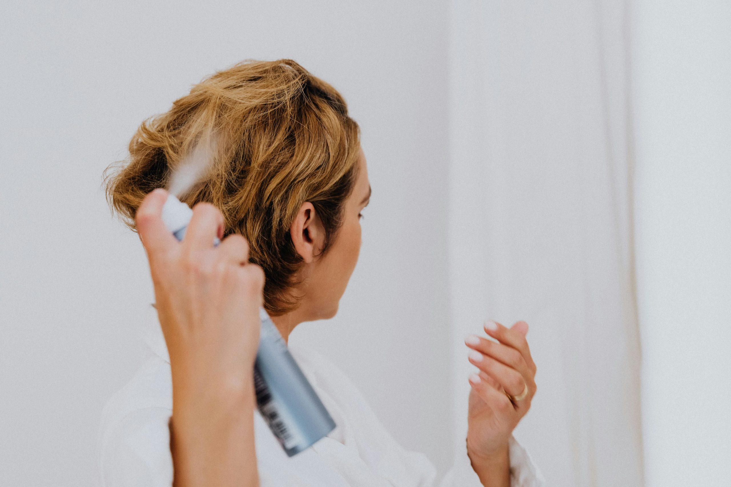 Top Hair Volumizing Sprays for Added Lift