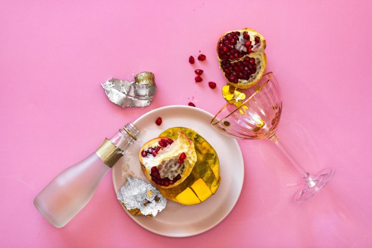 The Art of Perfume Pairing with Food