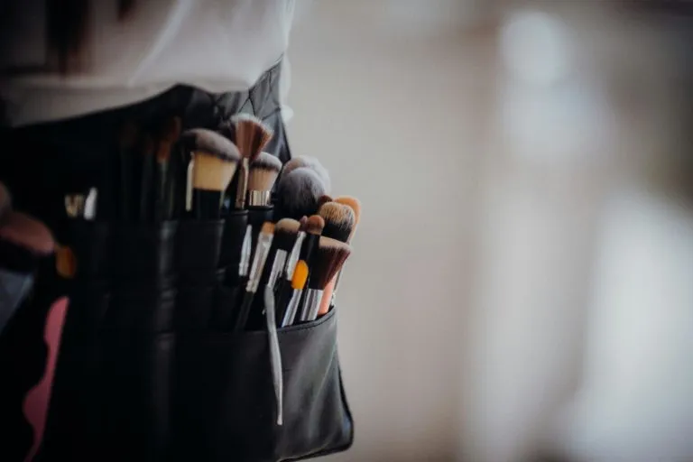 Best Makeup Brush Holder Pouches with Compartments