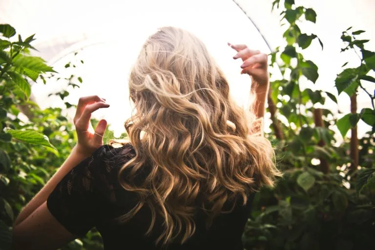 DIY Hair Masks for Strong, Shiny Hair