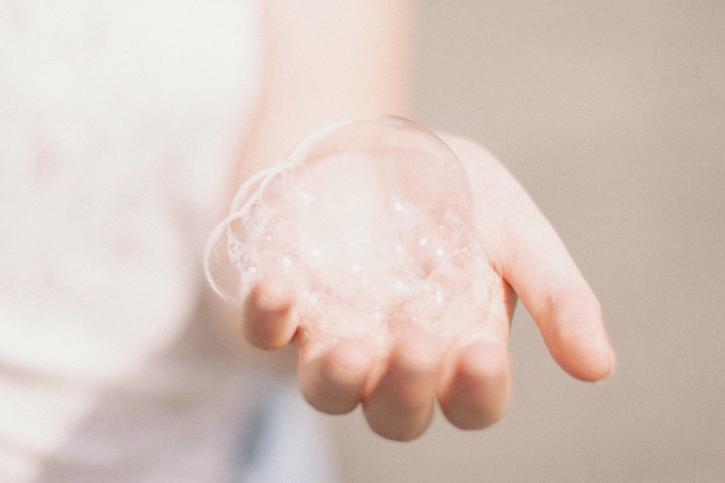 DIY Natural Dry Shampoo Recipes for Fresh, Clean Hair