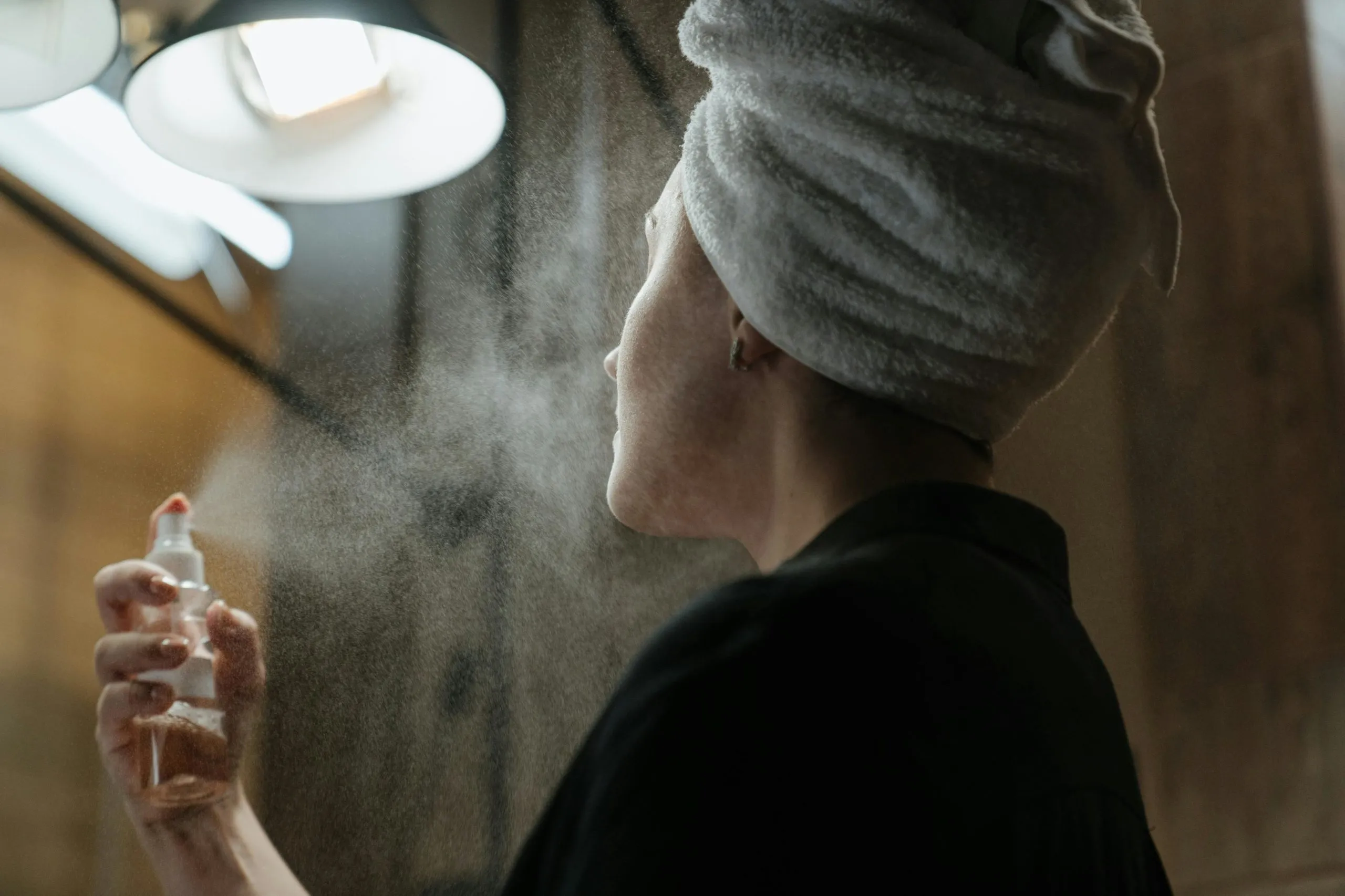 Benefits of Using a Makeup Setting Spray Benefits of Using a Makeup Setting Spray
