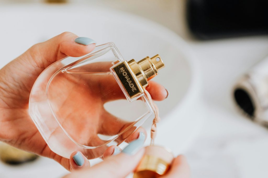 DIY Natural Hair Perfume Sprays