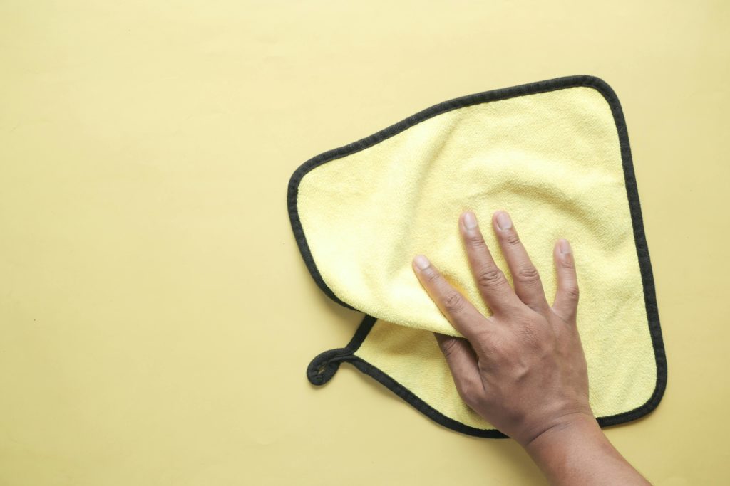 Benefits of Using a Microfiber Towel for Drying Hair