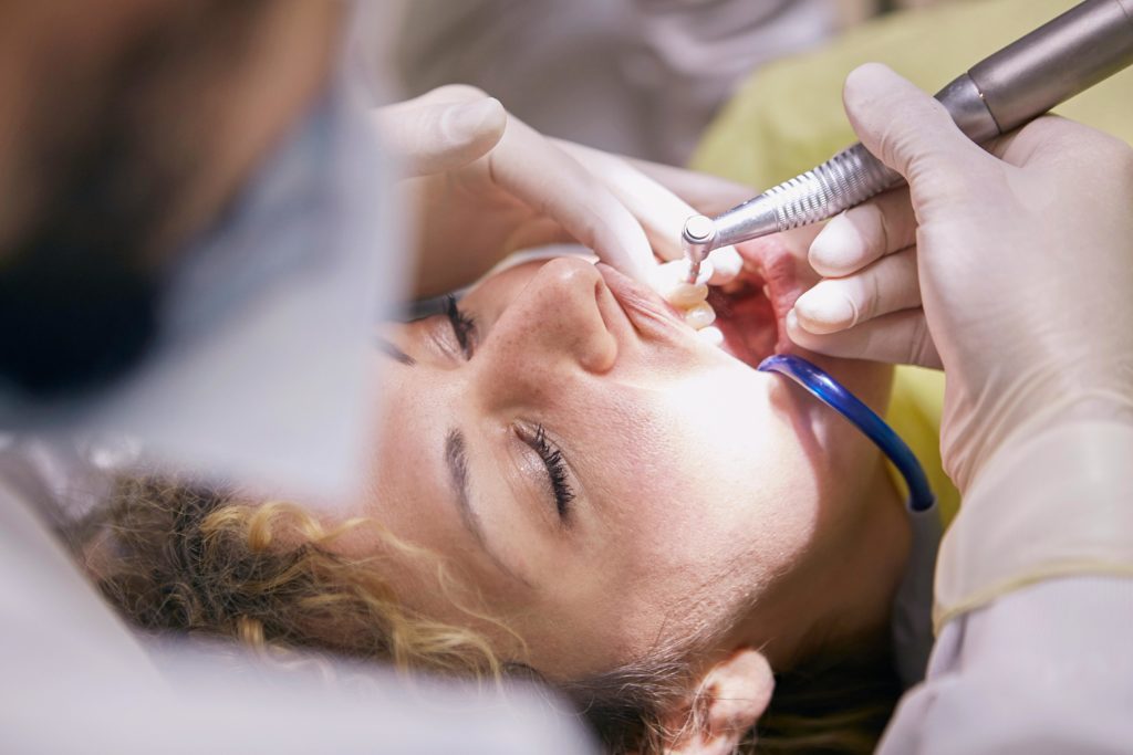 Sustainable Practices in the Cosmetic Dentistry Industry