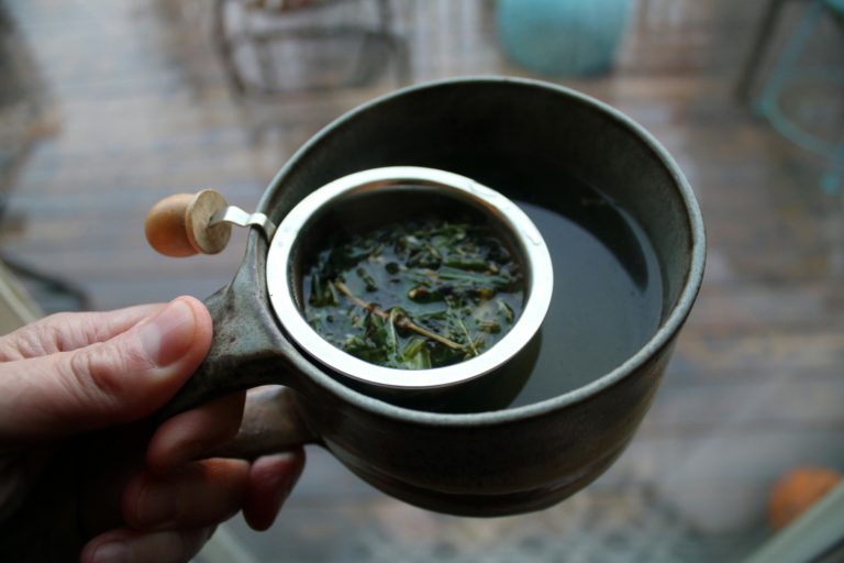 Beauty Benefits of Tea Infusions in Skincare