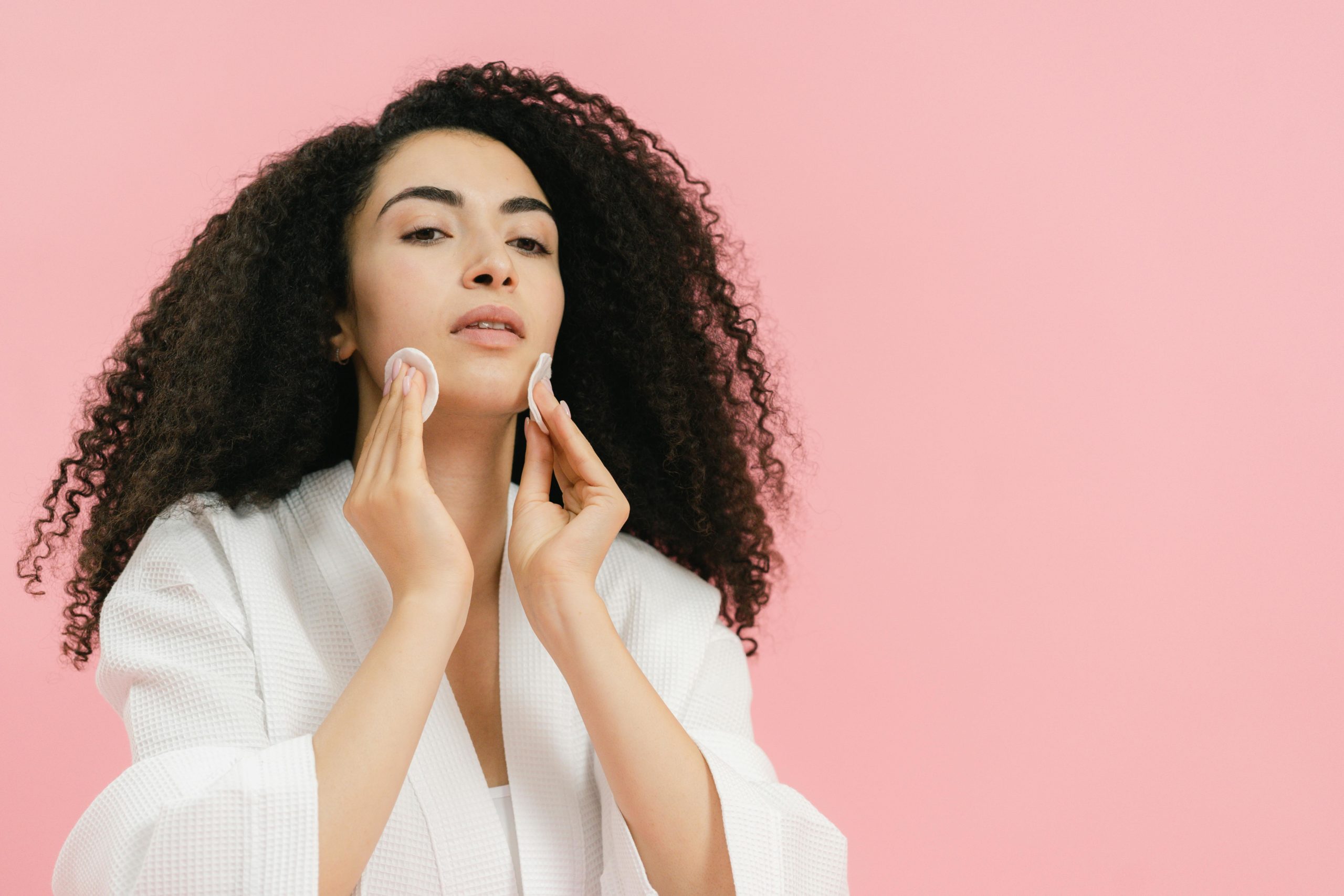 DIY Natural Makeup Remover Recipes for Sensitive Skin