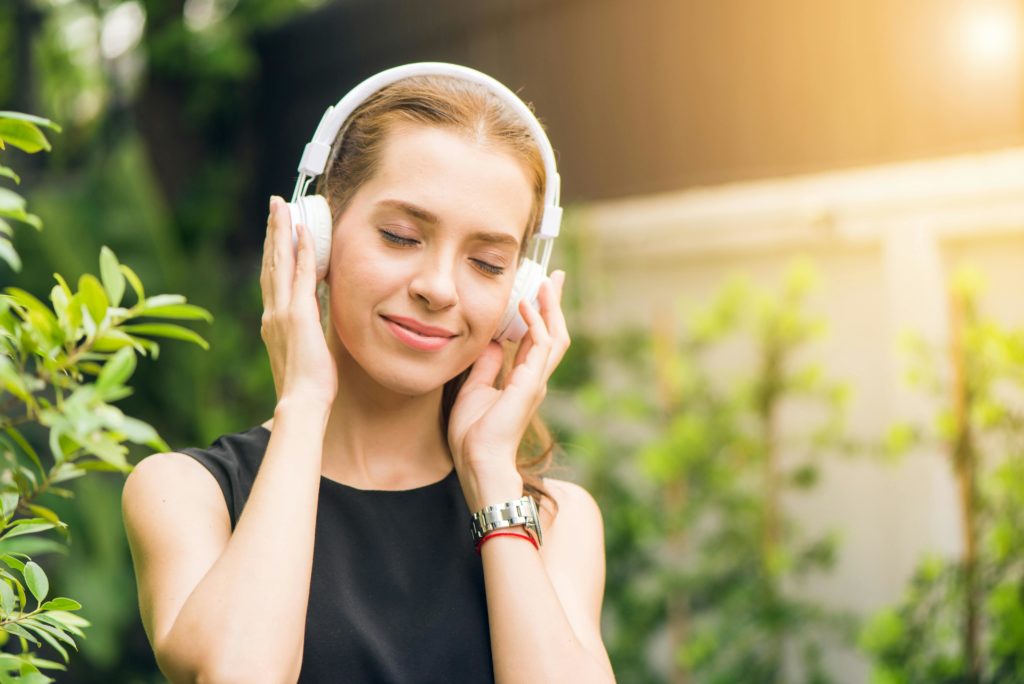 Beauty and Self-Care for People in the Entertainment Industry