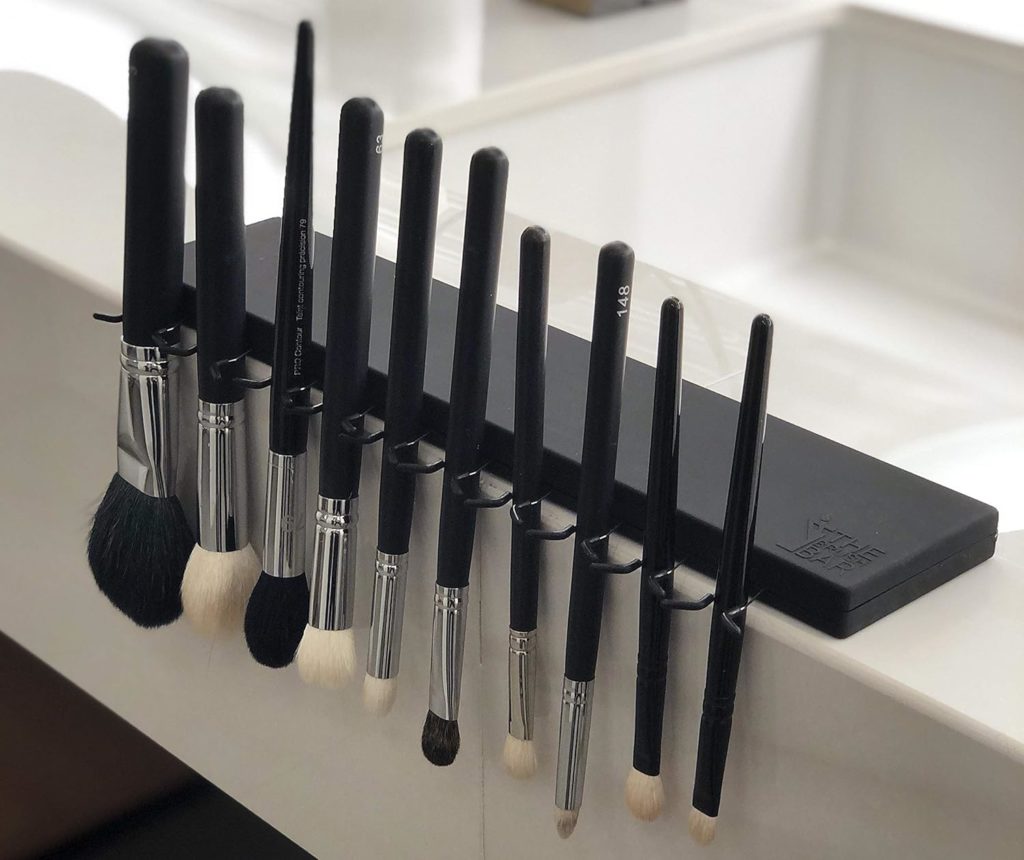 The Brush Bar Makeup Brush Drying Rack