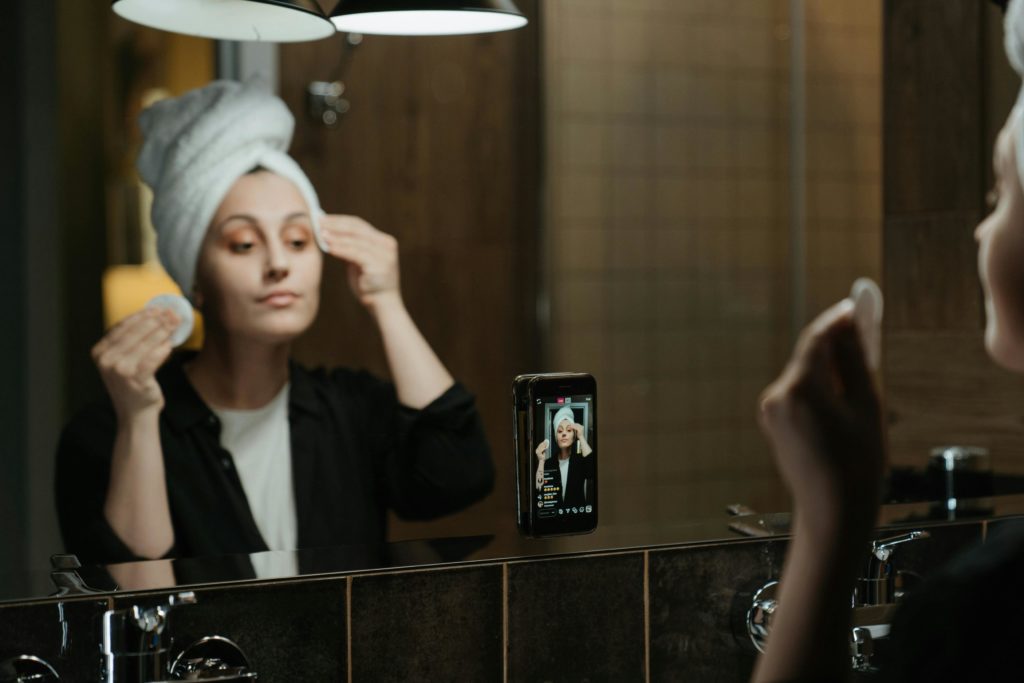 How to Build an Anti-Aging Skincare Routine in Your 20s