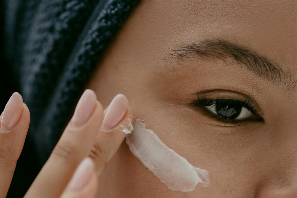 Benefits of Using an Eye Gel
