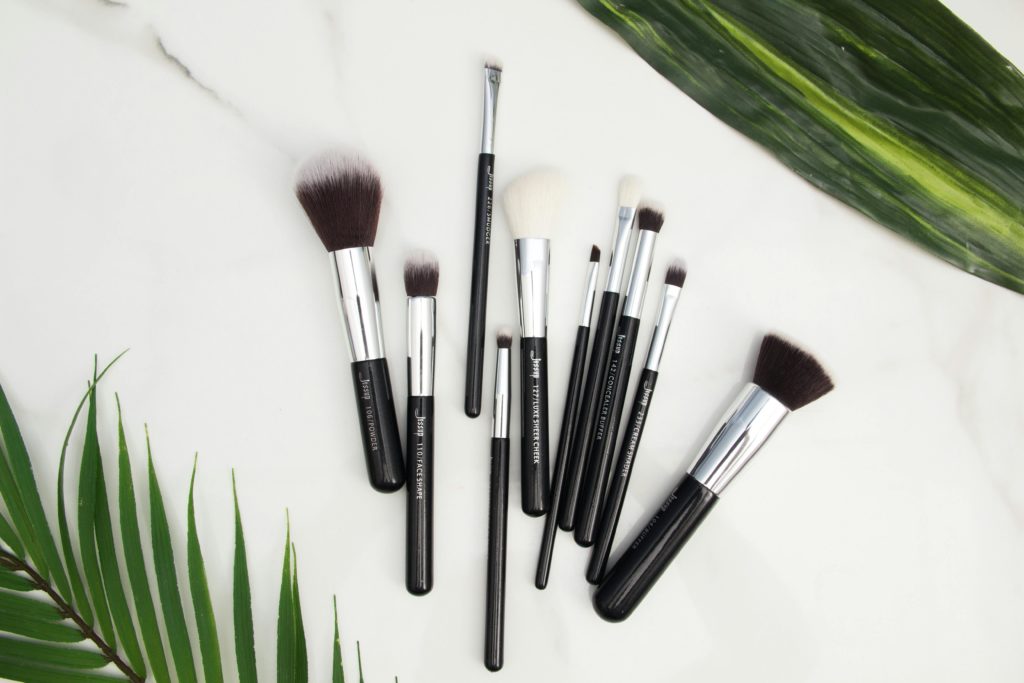 Best Makeup Brushes for Precision