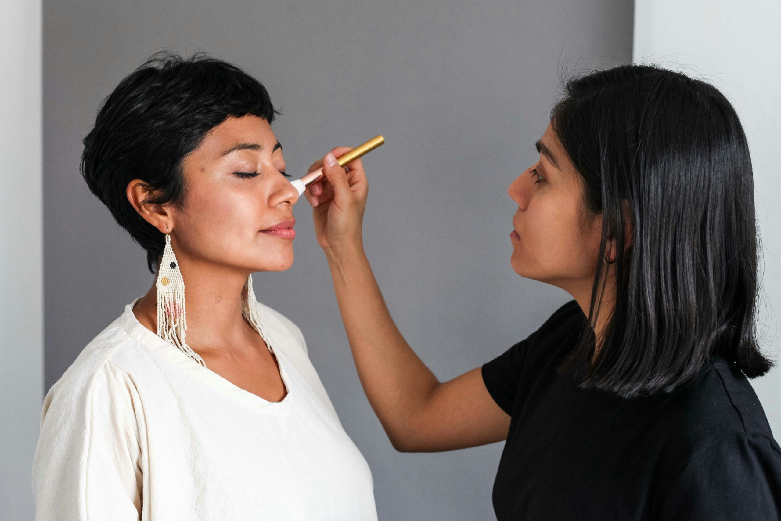 Best Makeup Brushes for Sensitive Skin
