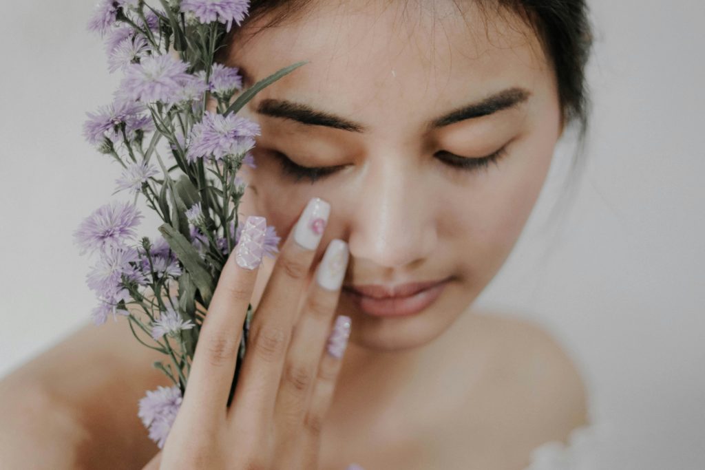 How to Create Your Customized Nail Art Designs