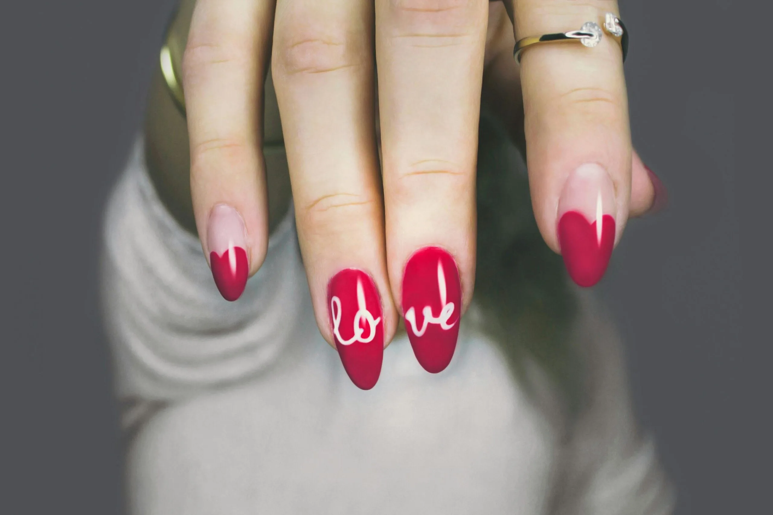 Nail Art Trends: From Minimalist Designs to Intricate Masterpieces
