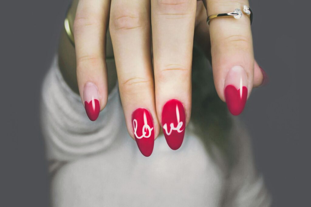 Seasonal Nail Art Ideas: Embracing Festive Themes and Colors