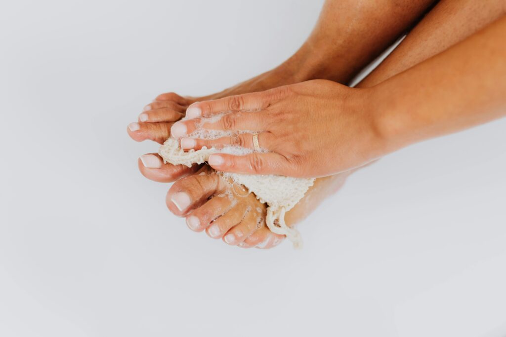 DIY Natural Remedies for Athlete's Foot and Fungal Infections