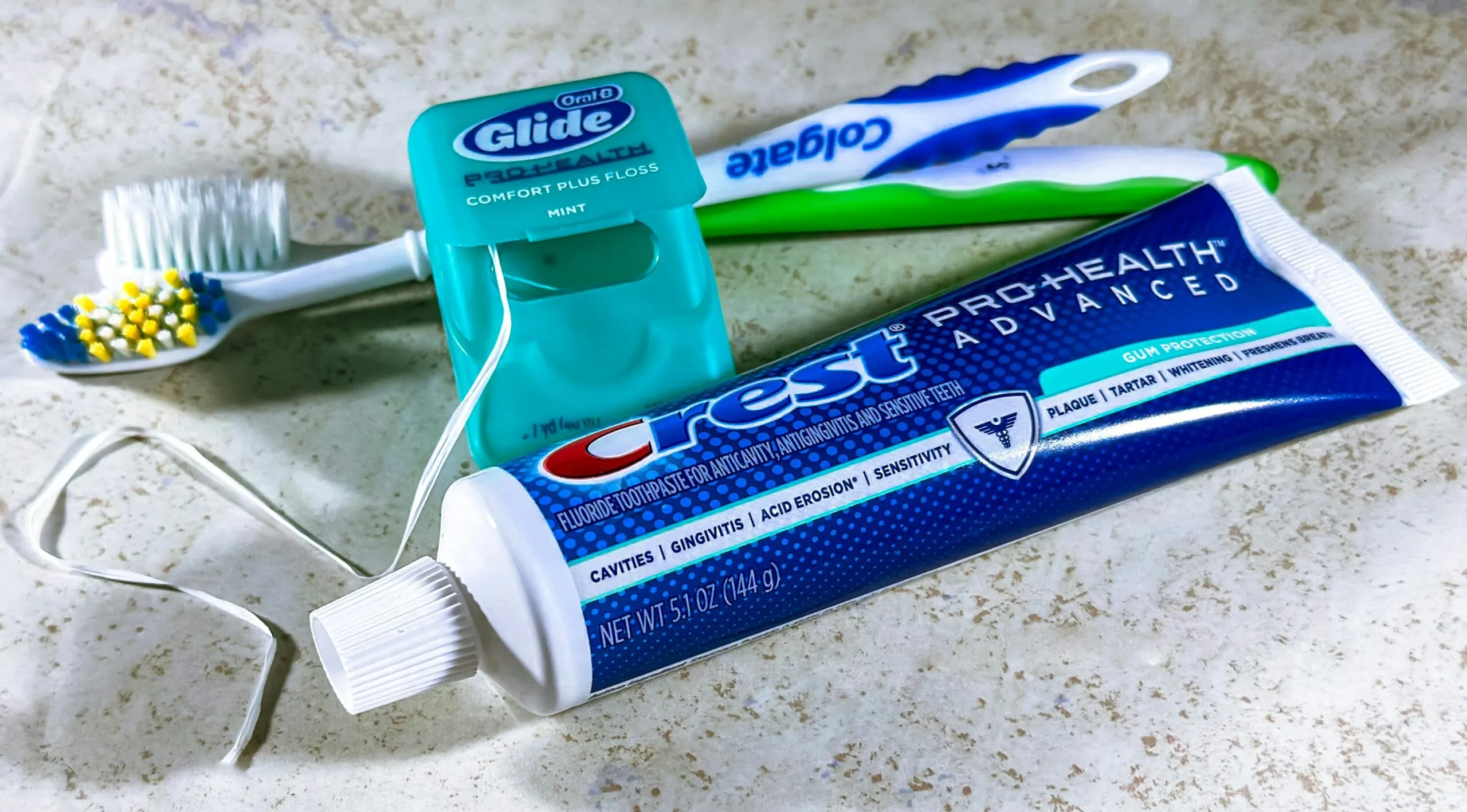 How to Choose the Right Toothbrush and Toothpaste for Whitening how to choose the right toothbrush and toothpaste for whitening