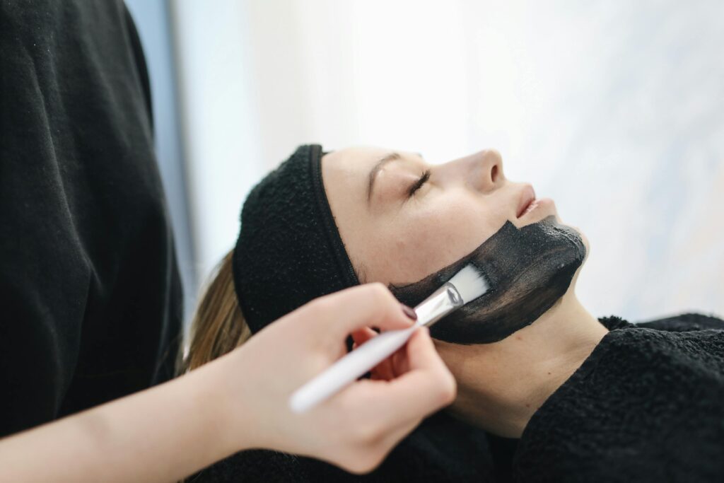 Benefits of Seasonal Ingredients in Beauty Products