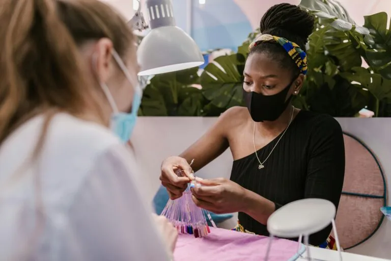 aromatherapy Benefits of Using Nail Masks for Hydration and Repair