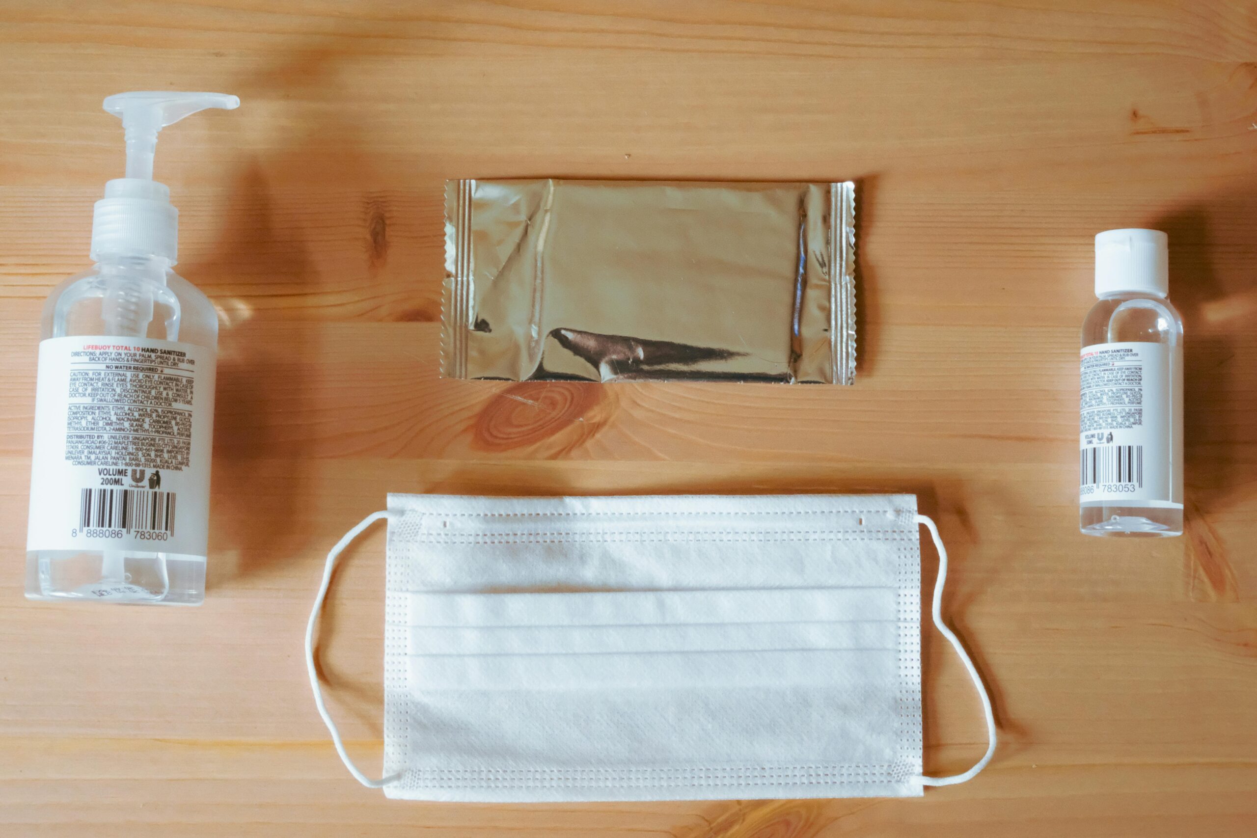 DIY Makeup Brush Disinfectant Wipes for On-the-Go Hygiene