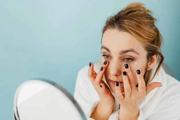 Skincare Tips for Pregnant Women Benefits of Using Eye Creams with Retinol