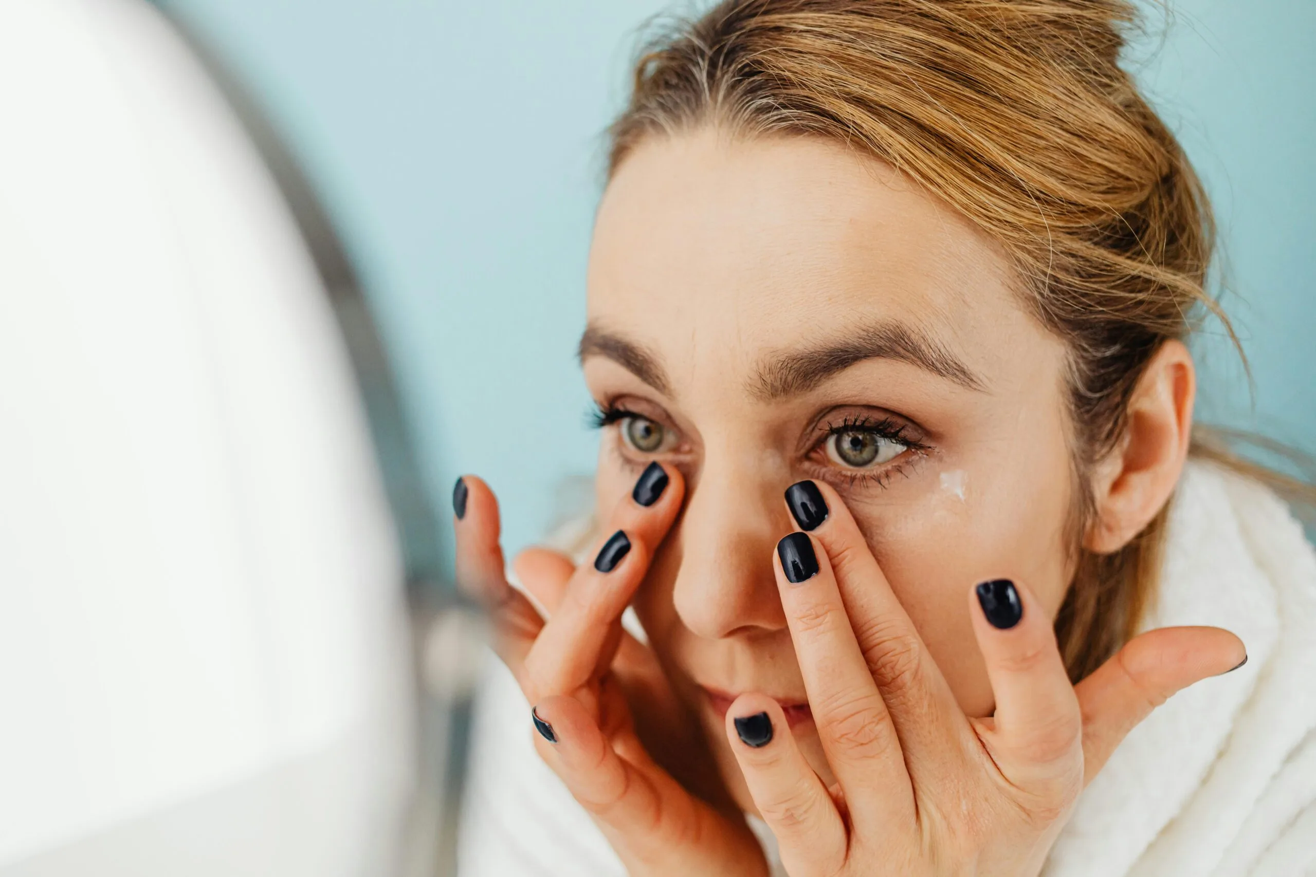 Benefits of Using Eye Creams with Vitamin C