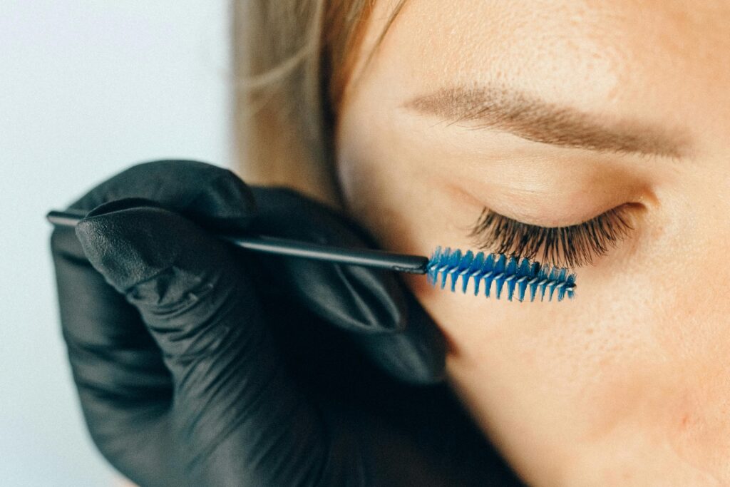 DIY Eyelash Growth Serums for Fuller Lashes