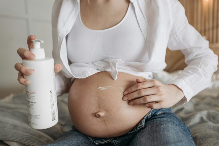 Skincare Tips for Pregnant Women: Safe Products and Ingredients