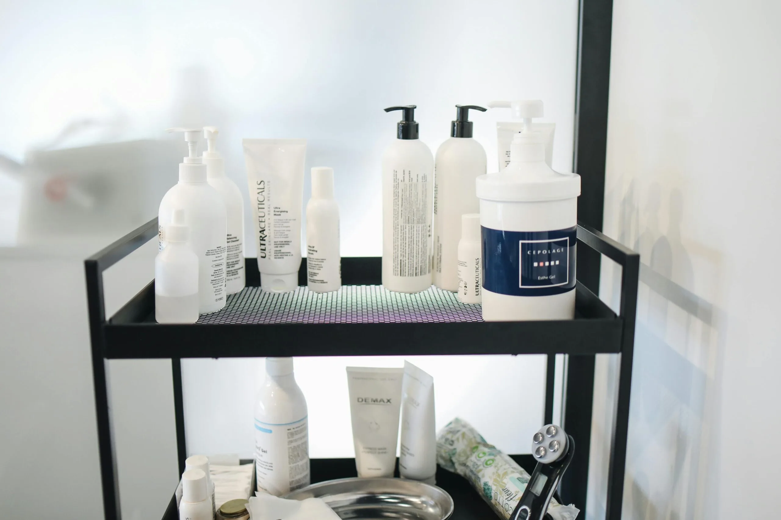 How to Create a Skincare Shelfie for Instagram-Worthy Display How to Create a Skincare Shelfie for Instagram-Worthy Display