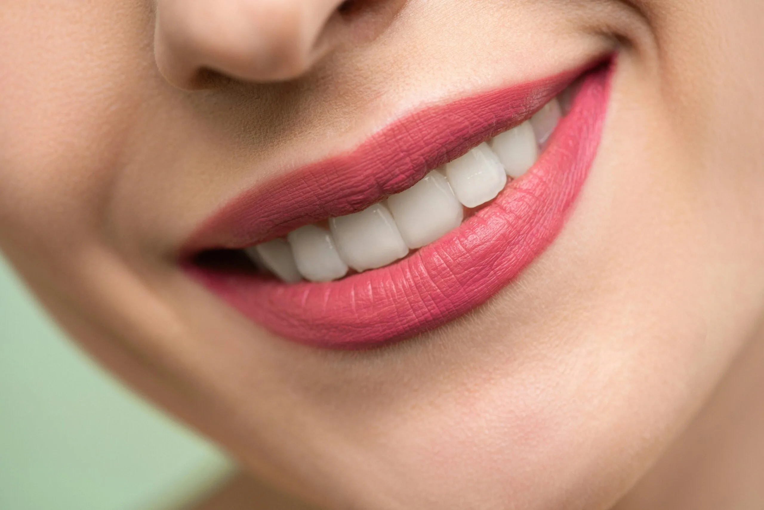 Teeth Whitening Tips for Tea Drinkers Teeth Whitening Tips for Tea Drinkers