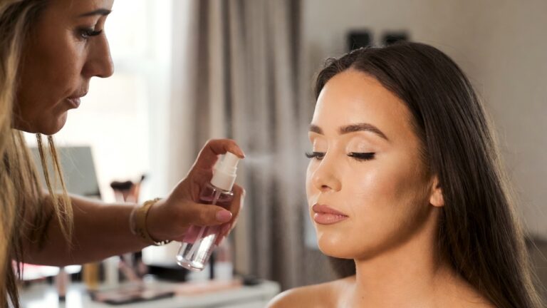 Best Dewy Setting Sprays